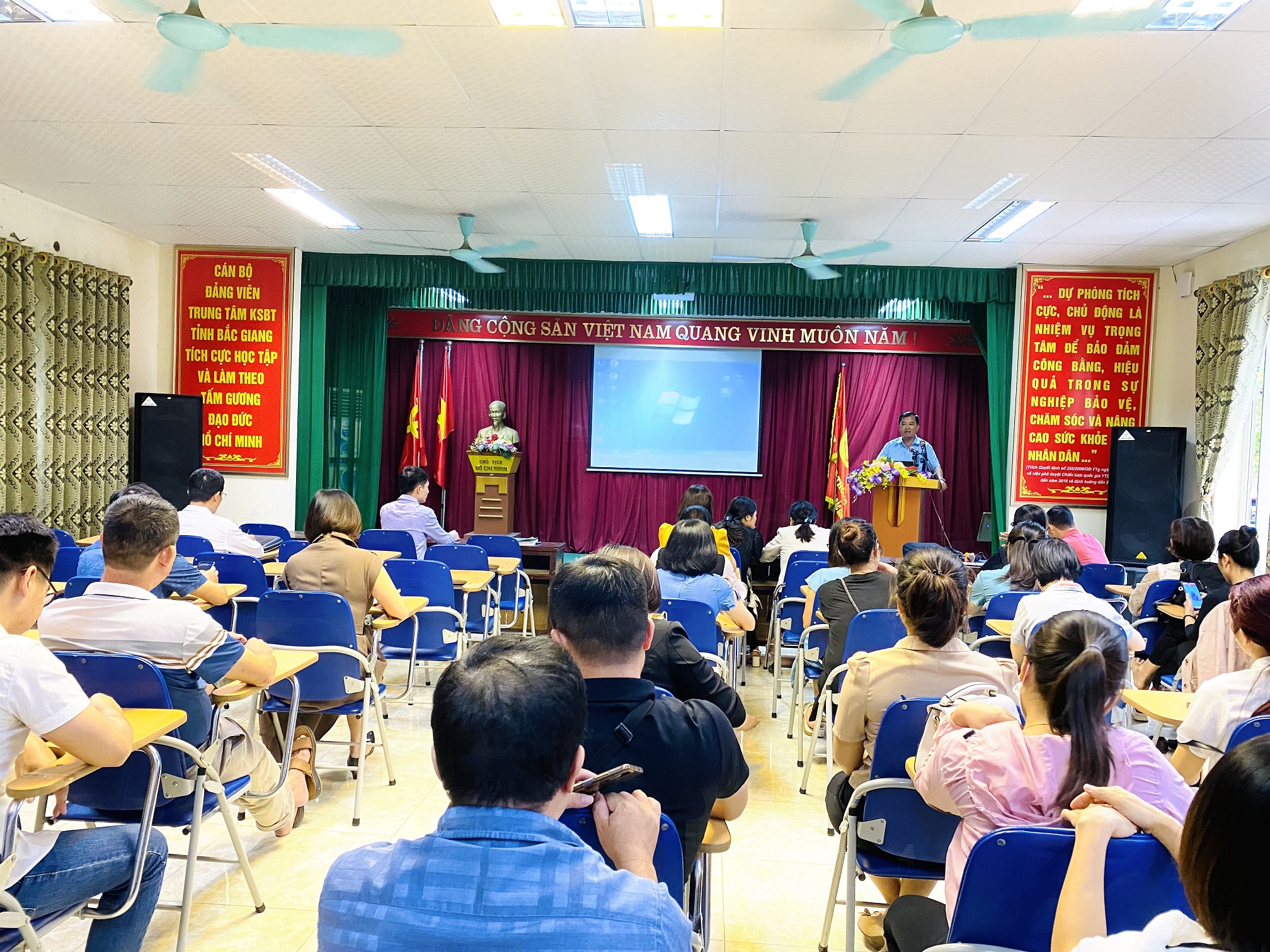 CDC Bắc Giang: Tập huấn Hệ thống quản lý chất lượng  theo tiêu chuẩn ISO 9001: 2015