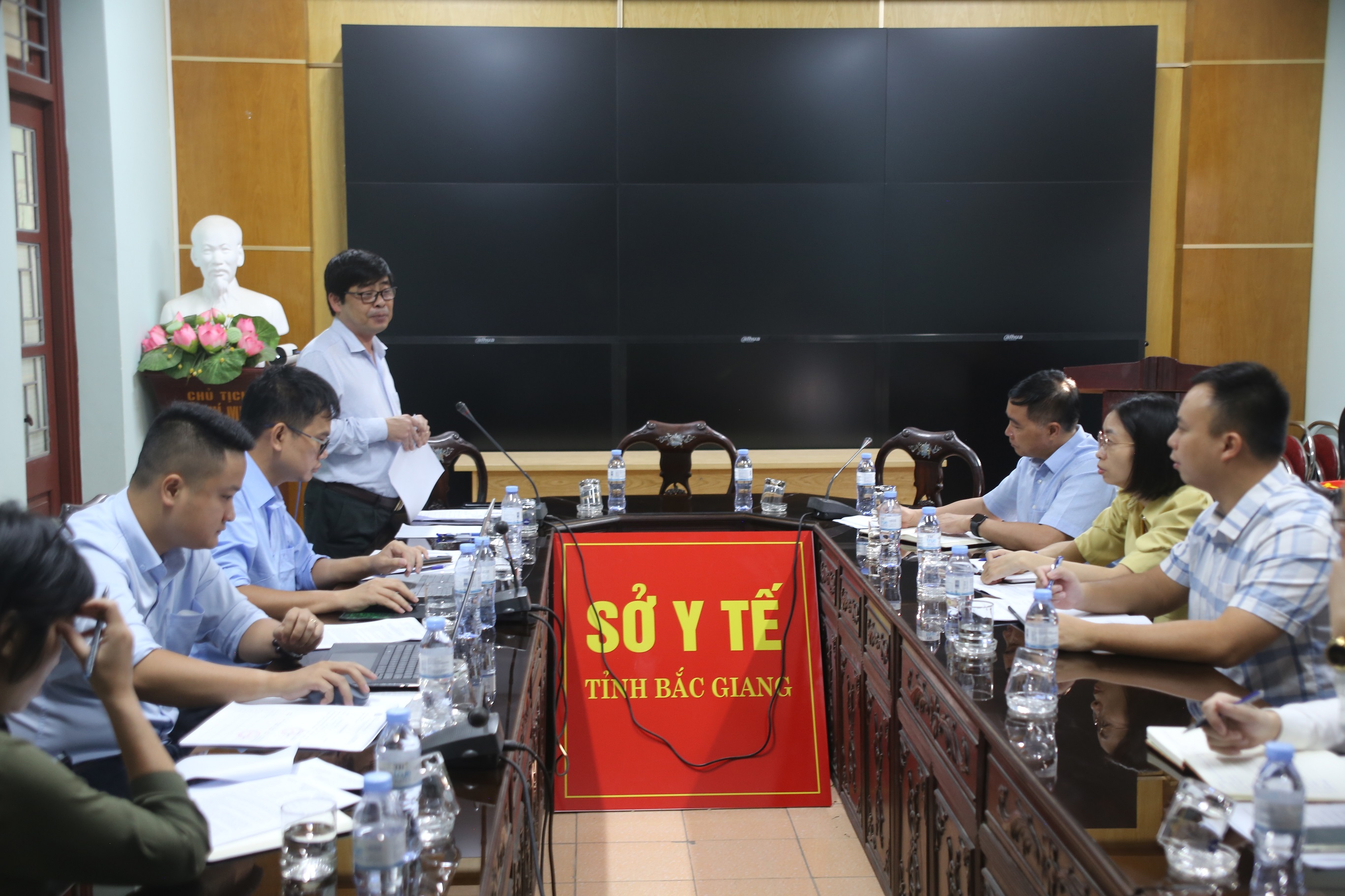 Cục Quản lý môi trường Y tế kiểm tra công tác  Quản lý chất thải y tế tại Bắc Giang