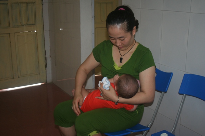 Trung tâm Kiểm soát bệnh tật tỉnh triển khai Tuần lễ Thế giới nuôi con bằng sữa mẹ